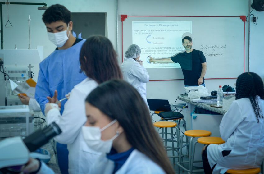 Seduc-SP abre processo seletivo para professores do Ensino Médio Técnico com atuação prevista a partir de 2027