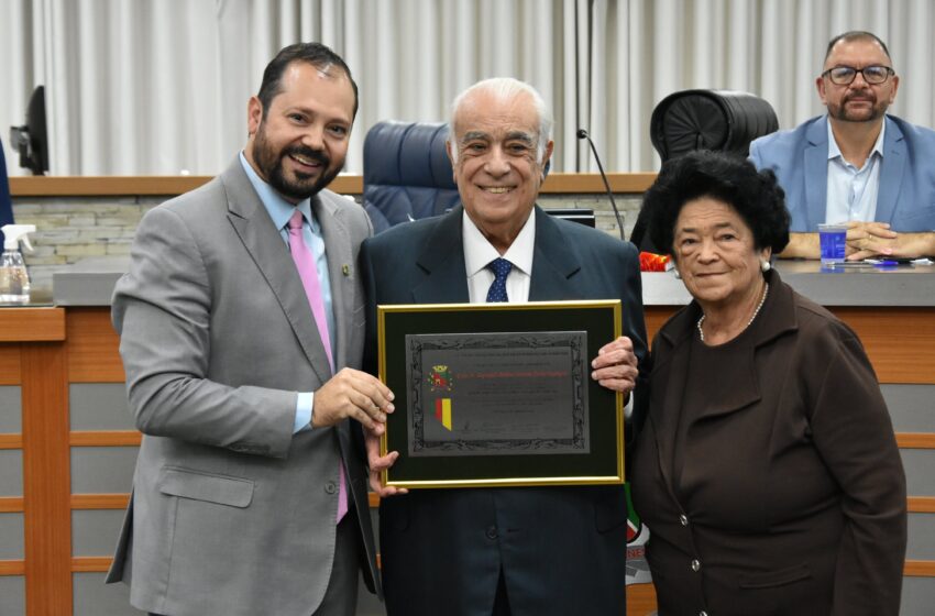  Deputado Antonio Carlos Rodrigues recebe Título de Cidadão Honorário