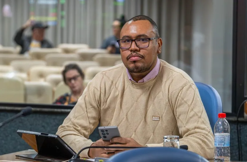  Tiagão Alves pede esclarecimentos sobre adesão de Barretos a programa federal voltado ao atendimento de idosos