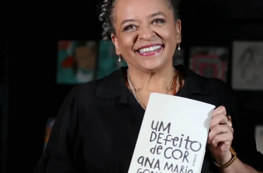  Romance sobre escravidão conquista o topo da lista dos melhores livros brasileiros do século XXI