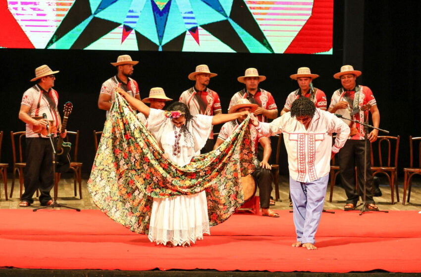  FEFOL terá 17 grupos estreantes e amplia diversidade cultural na edição de 2026